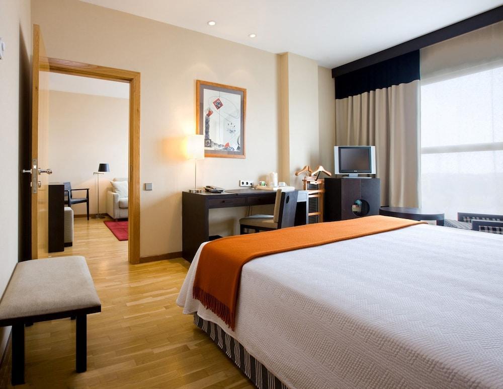 Nh Center Hotel