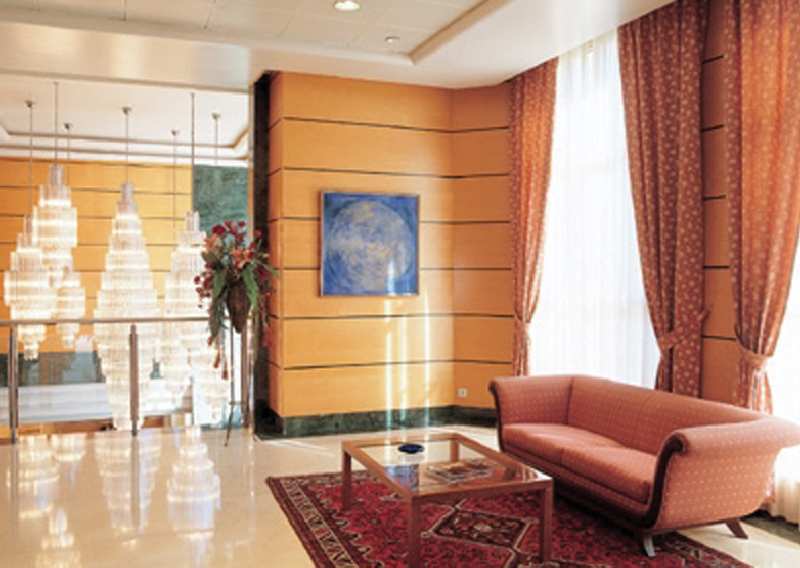 Nh Center Hotel
