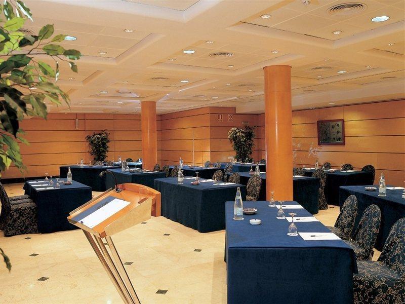 Nh Center Hotel 4*